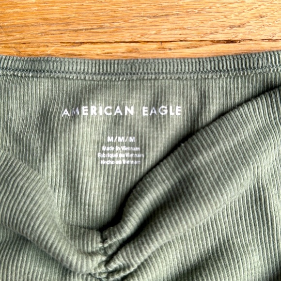 AE Crop top - Picture 2 of 3